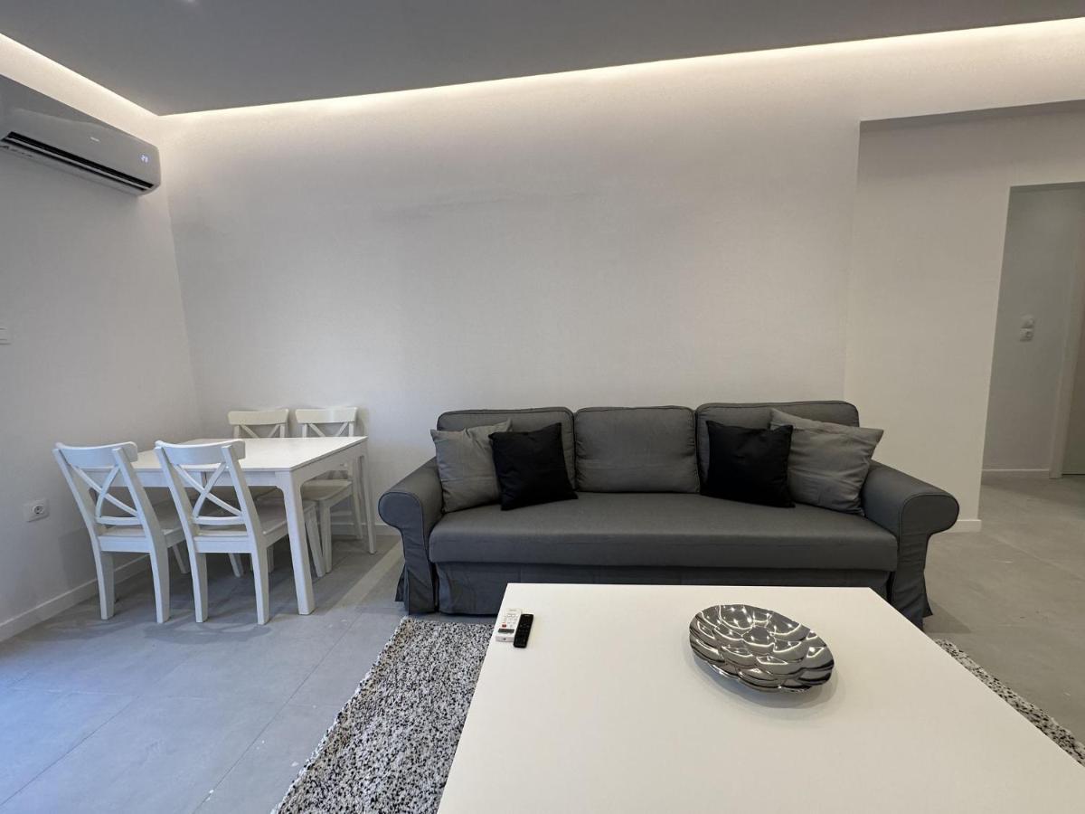 Comfy Apartment In Nea Smirni أثينا المظهر الخارجي الصورة