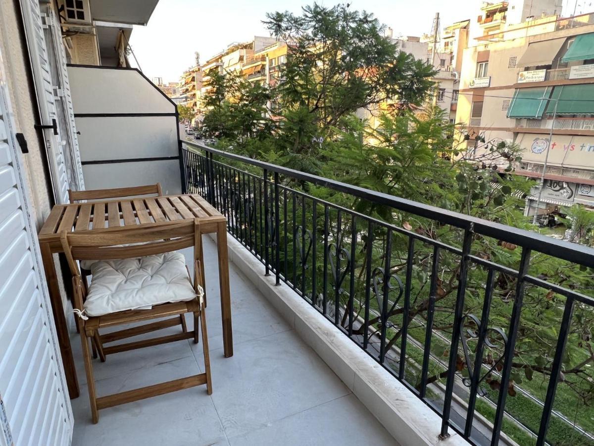 Comfy Apartment In Nea Smirni أثينا المظهر الخارجي الصورة