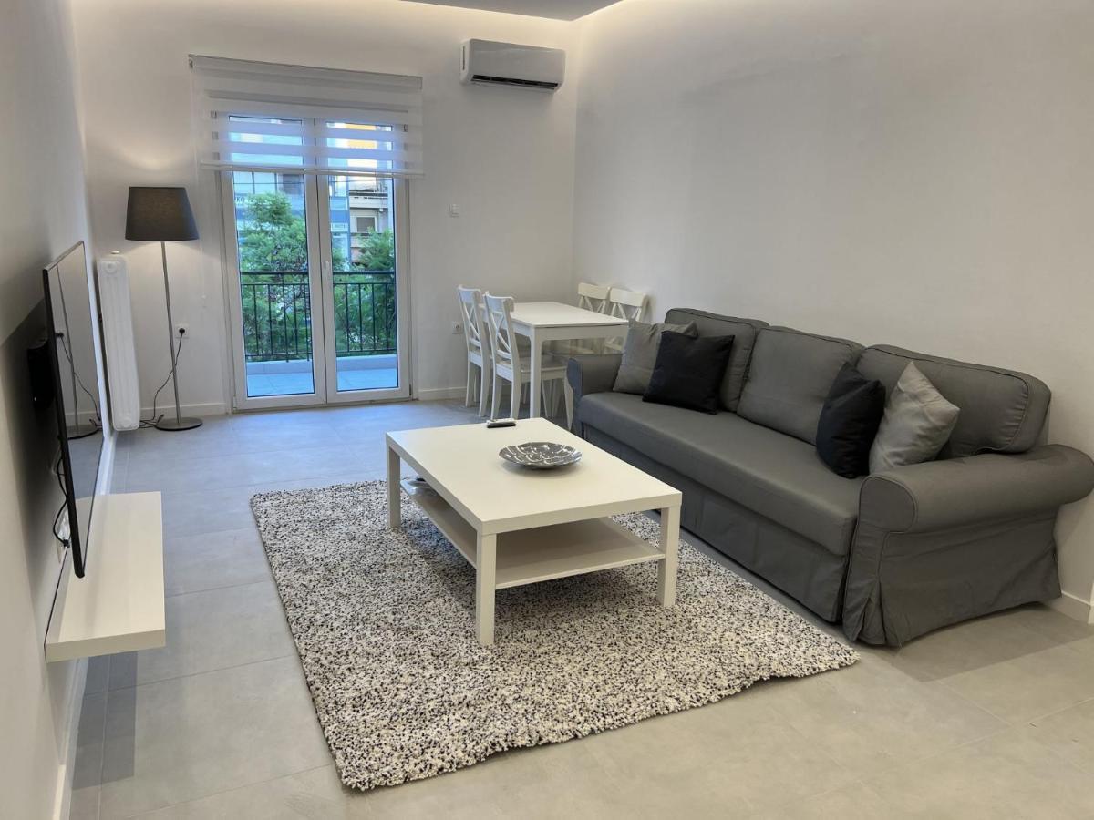 Comfy Apartment In Nea Smirni أثينا المظهر الخارجي الصورة
